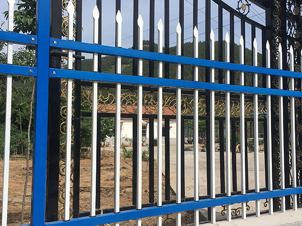 鋅鋼護欄適用於哪些方麵